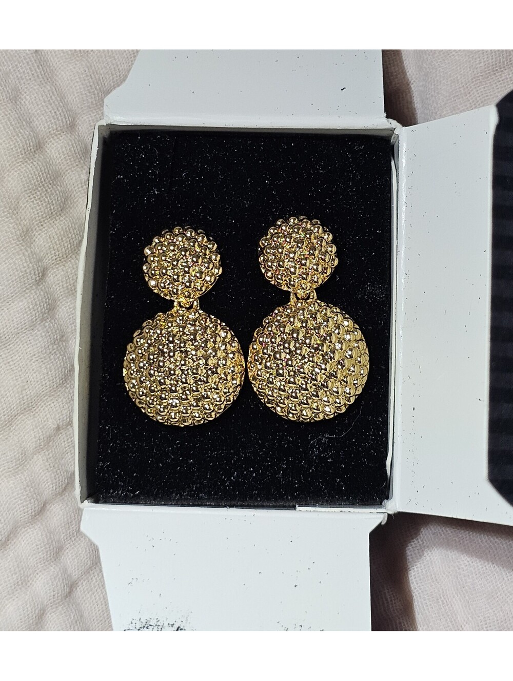 Avon 1995 Embellished Dome Drop Earrings Pierced Gold Tone Vintage in Box